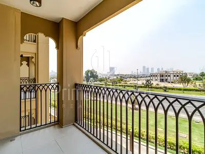 Vacant | Multiple Payment Option | Furnished and Upgraded