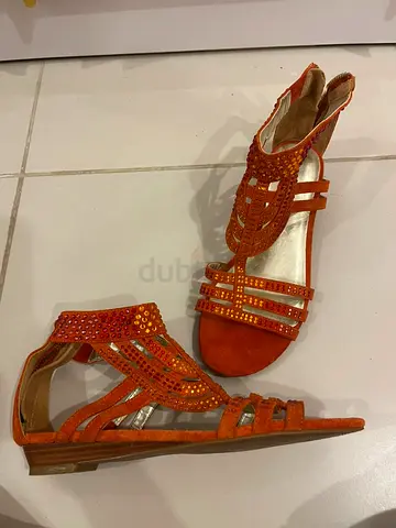 Nine West Orange embellished flat sandals - Size 7.5 US / 38 EU