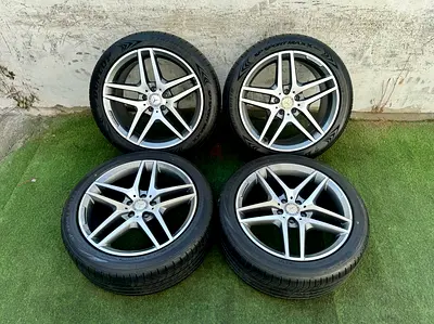 Original Mercedes 19” AMG Rims with Dunlop 2025