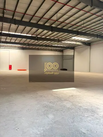 The warehouse is ready for handover, enabling the tenant to begin fitting out the site and commencing operations as soon as possible.