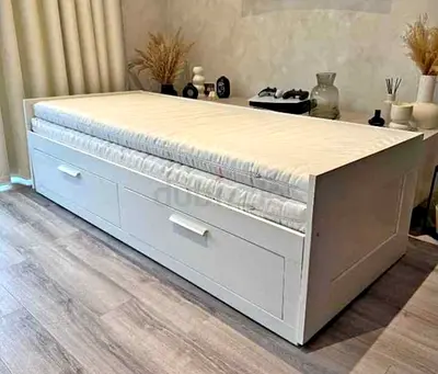Ikea bremenes day bed with mattress