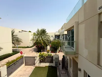 Premium /Layout/ Large / Plot Bright/ Open/ Living