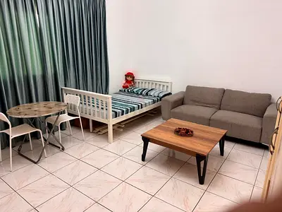 FAMILY ROOM FOR INDIAN ,PHILIPPINES OR WORKING LADIES
