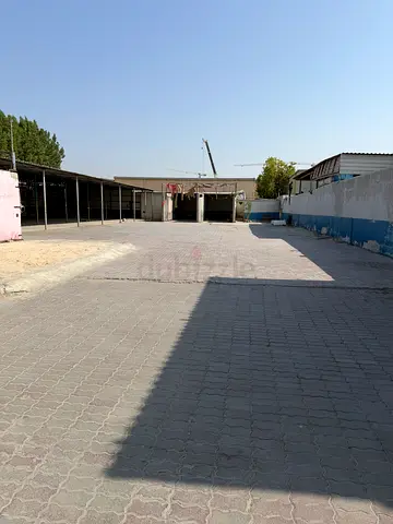 Warehouse for rent with 156 KW