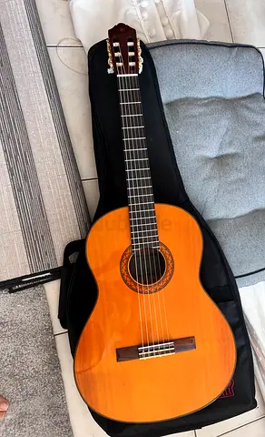 Used Classical Nylon-String Acoustic Guitar with Soft Case
