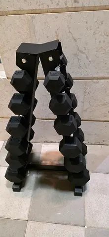 Dumbbells sets and kettle bells