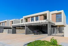 4 BEDROOMS | BRAND NEW | CORNER VILLA