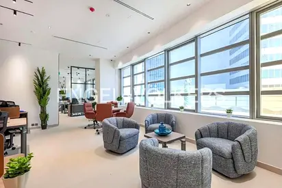 Luxury Fully Fitted | Brand New Fitout | Open-Plan