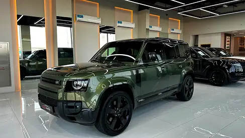 2026 Land Rover Defender 110 HSE P400 - Canadian Specs