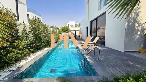 5BR Chorisia Villa | Private Pool | Garden & Park Views