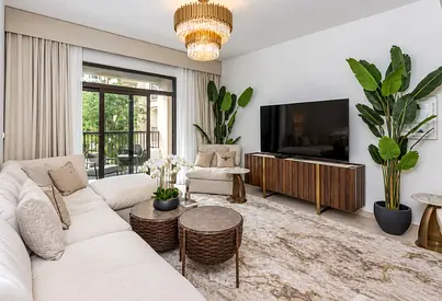 Exclusive | Large Terrace | Amenities View