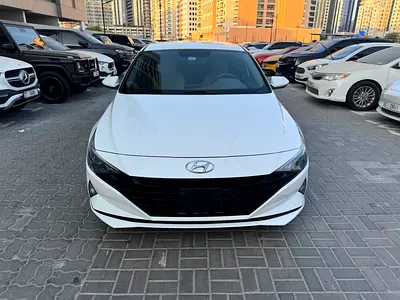 Hyundai Elantra GLS 2023 GCC Full service history Good condition accident free one family uase car