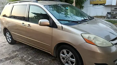 صورة 6 لـ 2007 Toyota SIENNA