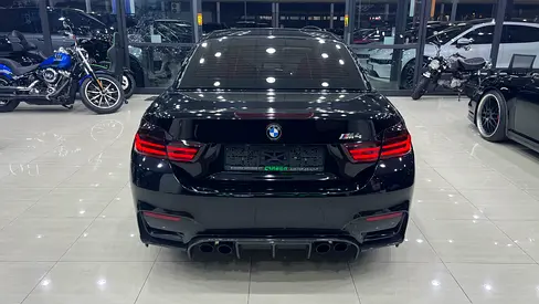 2015 BMW M4 photo 9