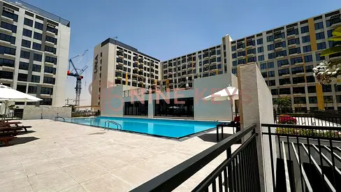 AMAZING DEAL | LARGE STUDIO | POOL VIEW | INVESTMENT OPPORTUNITY | 8 % ROI APPROX