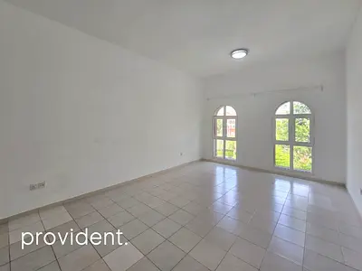 Spacious | Vacant | Next to Metro