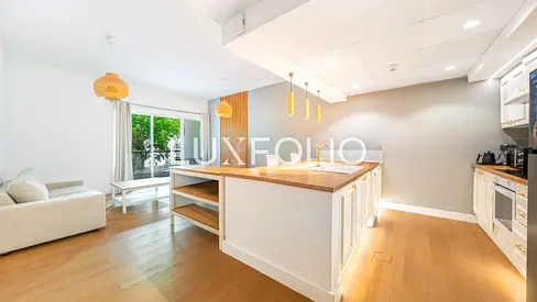 Garden View | Fully Renovated | Vacant