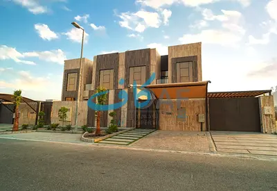 فلتان متلاصقتان للبيع في الحوشي | تشطيب راق | Smart Home | مسبح | 5 غرف ماستر