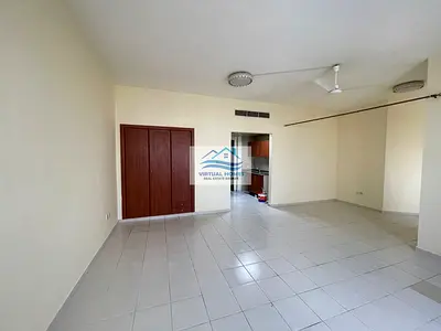 With Balcony | Large Studio | England Cluster