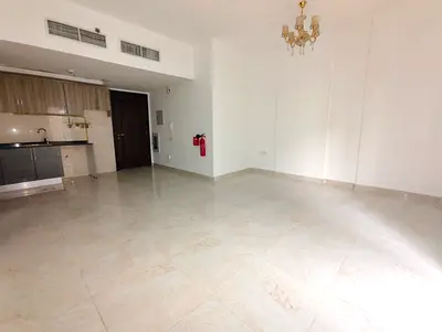 SPACIOUS 1 BEDROOM APARTMENT HOT OFFER WITH 1 BATHROOM GYM POOL COVERED PARKING ON PRIME LOCATION CONTACT US NOW