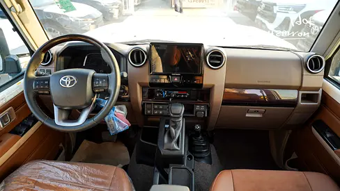 2026 Toyota LAND CRUISER 70 SERIES — миниатюра 13