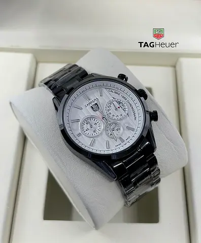 TAG heuer carrera mens quartz chrono watch