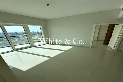Bright 2-Bed | High Floor | Golf Vita A