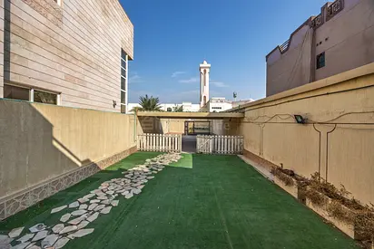 Covered Parking | Pool View | Spacious 3-BR