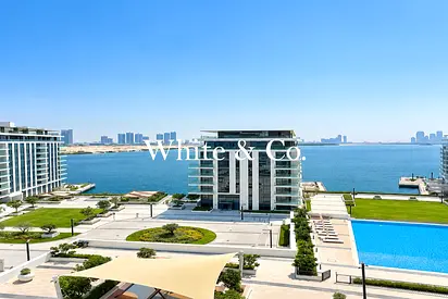 Full Water Views | Corner unit | Spacious