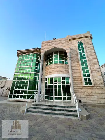 🏡 *For Sale: Unique Villa in Al Ramakia – Sharjah* 📍 *Excellent location* on a main street, right behind the mosque and park.