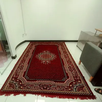Matching Set of 3 Red and Gold Medallion Rugs, Two 380 x 197 cm and One 270 x 190 cm, Sold Together