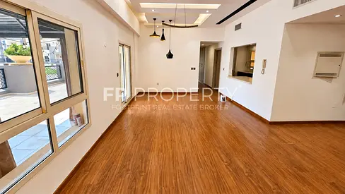Huge Terrace | Renovated 3BR + Maid | Vastu