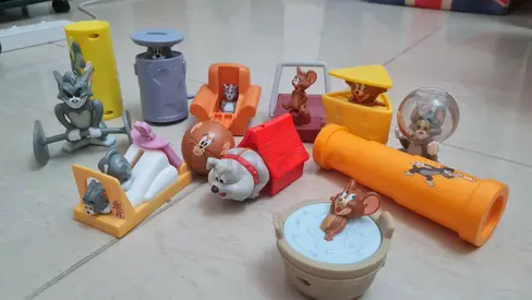 Tom and Jerry toys selling all together