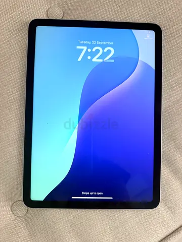 Apple iPad Air 4th Generation (Space Gray) - Good Condition