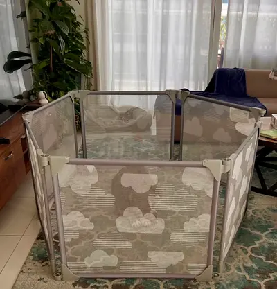 Skip Hop Expandable Baby Gate