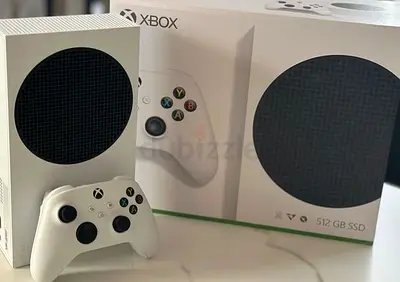 Xbox series s with box and controller - Perfect condition