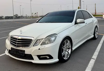 2010 Mercedes-Benz E-Class E 550 Avantgarde Sport - US Specs