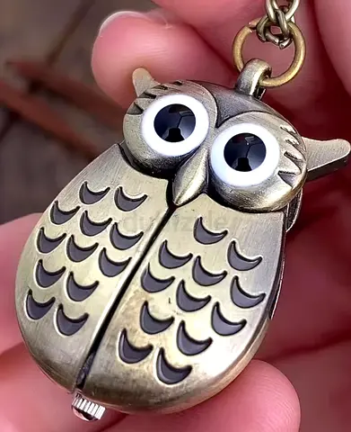 Vintage-style copper owl pendant pocket watch