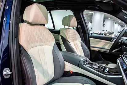 صورة 15 لـ 2026 BMW X5