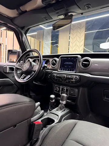 2021 JEEP WRANGLER — миниатюра 12
