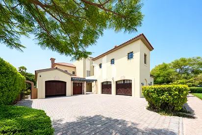 Golf Views | Unfurnished | Large Plot and BUA