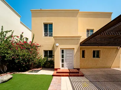 Exquisite Villa | Spacious Layout | Private Garden