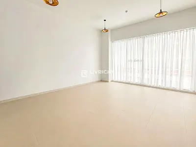 COMMUNITY VIEW | NEAR METRO | BIG BALCONY