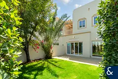 Upgraded | Type 4M | Landscaped Garden