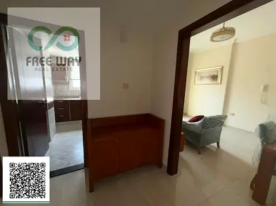 ✨ شقة غرفتين وصالة مفروشة بالكامل ✨ 📍 الموقع: الجرف 2، بجوار المدرسة الوطنية