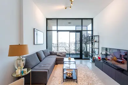 Mid floor l Close to Park l Unfurnished l