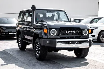 Toyota Land Cruiser 70 Series LC 76 LX AUTO FULL OPT 2026 GCC Specs