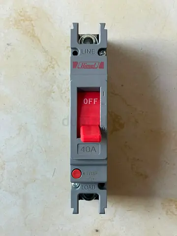 Himel 40A Single-Pole MCB Circuit Breaker - Good Condition