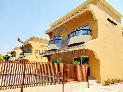 Spacious 5BHK Villa With Private Pool & Maid Room