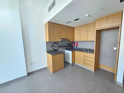 Super Offer Brand New 1,Bhk Flat Available With 1,Bathroom Nice Pool View And Facilities Free And Rent 42K